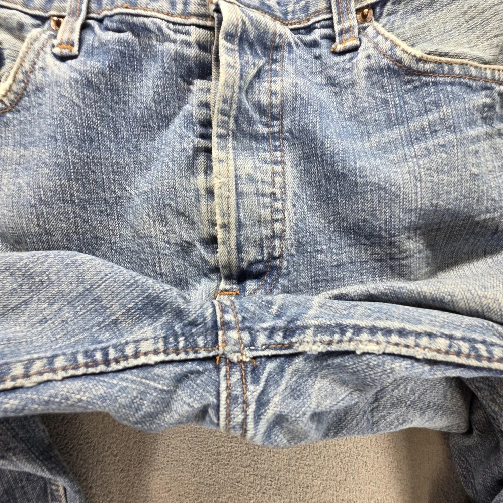 Vintage Levis 501 Jeans Mens Blue Straight Button Fly Made in USA Fits 34x29